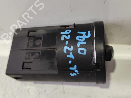 Forlygtekontakt Forlygtekontakt VW POLO IV (9N_, 9A_) 1.2 12V (64 hp) 33939581 33939581
