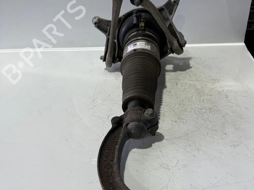 Used Left front shock absorber Left front shock absorber PORSCHE MACAN (95B) 3.0 S Diesel (245 hp) 33186826 33186826