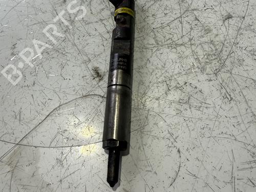 Iniettori Iniettori RENAULT MEGANE II (BM0/1_, CM0/1_) 1.5 dCi (BM0F, BM0T, BM2B, CM0F, CM0T) (82 hp) 34053997 34053997