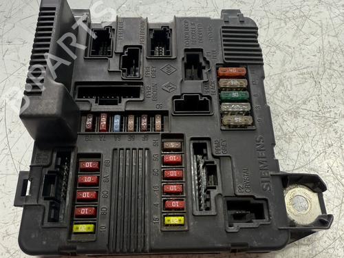 Used Fuse box Fuse box RENAULT SCÉNIC II (JM0/1_) 1.5 dCi (JM02, JM13) (101 hp) 34153602 34153602
