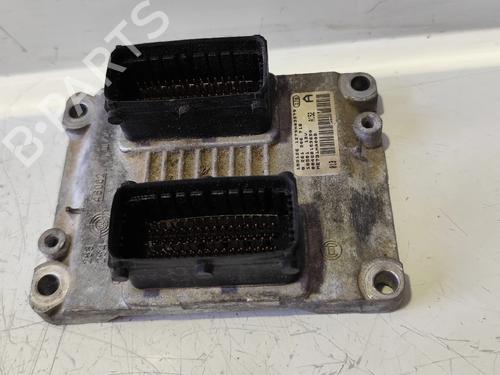 Used Engine control unit (ECU) Engine control unit (ECU) ALFA ROMEO 156 (932_) 1.6 16V T.SPARK (932A4) (112 hp) 34188021 34188021