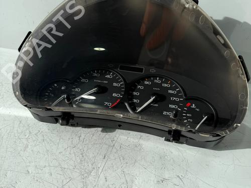 Instrumentenkombination für Instrumentenkombination PEUGEOT 206 Hatchback (2A/C) 1.4 16V (88 hp) 34210469 34210469