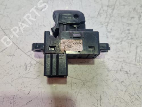 Używane Przełącznik szyby przedniej prawej Przełącznik szyby przedniej prawej NISSAN QASHQAI I (J10, NJ10) 1.5 dCi (110 hp) 34238255 34238255