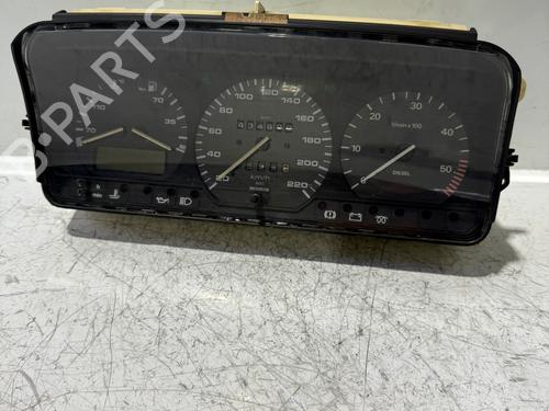 Used Instrument cluster Instrument cluster VW PASSAT B3/B4 (3A2, 35I) 1.6 TD (80 hp) 34384150 34384150