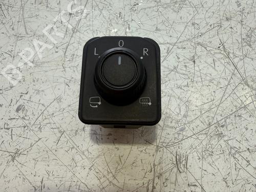 other-vw-t-cross-c11-d31-2018-34442044 main image