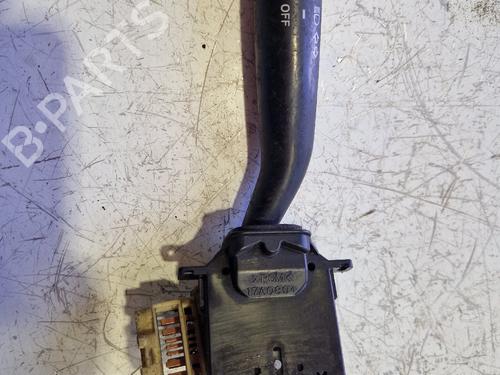 Interruttore luci Interruttore luci TOYOTA HIACE IV Bus (__H1_, __H2_) 2.4 D (LH102, LH112, LH114, LXH12, LXH22) (83 hp) 34518676 34518676