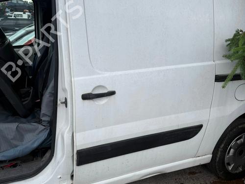 Puerta lateral/corredera izquierda Puerta lateral/corredera izquierda FIAT SCUDO Van (270_, 272_) 2.0 D Multijet (128 hp) 34607632 34607632