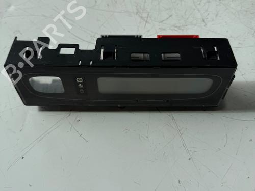 Used Display monitor Display monitor RENAULT LAGUNA II (BG0/1_) [2001-2007] 34717239 34717239