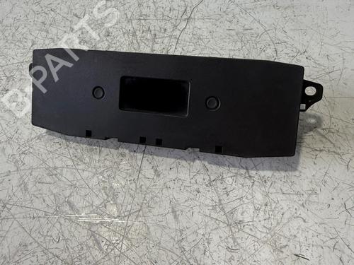 Used Display monitor Display monitor CITROËN BERLINGO / BERLINGO FIRST MPV (MF_, GJK_, GFK_) [1996-2026] 34736855 34736855