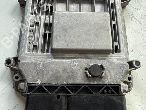 Used Engine control unit (ECU) Engine control unit (ECU) KIA CEE'D Hatchback (ED) 1.4 (105 hp) 35724744 35724744