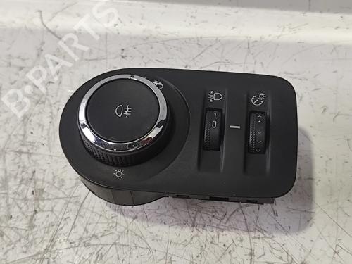 Used Headlight switch Headlight switch OPEL CORSA D (S07) [2006-2015] 35724759 35724759