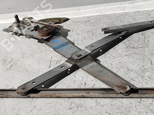 Used Front right window mechanism Front right window mechanism BEDFORD KB [1972-1988] 36026452 36026452