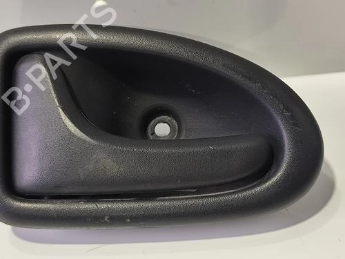 Maneta interior trasera izquierda Maneta interior trasera izquierda RENAULT CLIO II (BB_, CB_) [1998-2016] 36256142 36256142