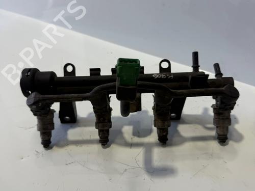 Used Injection rail Injection rail PEUGEOT 306 Hatchback (7A, 7C, N3, N5) [1993-2003] 36305337 36305337