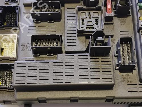 Fuse box CITROËN C5 I Break (DE_) 2.2 HDi (DE4HXB, DE4HXE) | BP36388778E1 - Image 4
