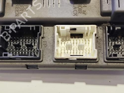 Fuse box CITROËN C5 I Break (DE_) 2.2 HDi (DE4HXB, DE4HXE) | BP36388778E1 - Image 5
