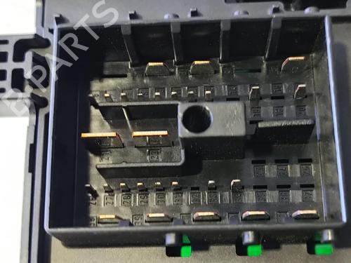 Fuse box OPEL VECTRA C (Z02) 1.9 CDTI (F69) | BP36411106E1 - Image 6