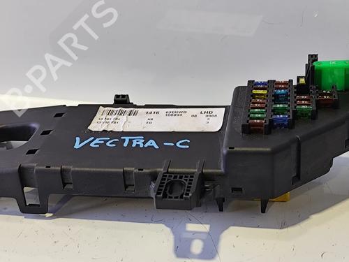 Fuse box OPEL VECTRA C (Z02) 1.9 CDTI (F69) | BP36411106E1 - Image 2