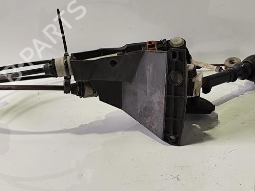 Gear lever RENAULT MASTER III Van (FV) 2.3 dCi 100 FWD (FV0A, FV0B, FV0G, FV0K, FV0H) | BP36784525M90 - Image 2
