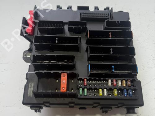 Used Fuse box Fuse box 36839339 36839339