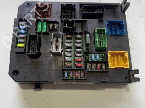 Used Fuse box Fuse box 36885785 36885785