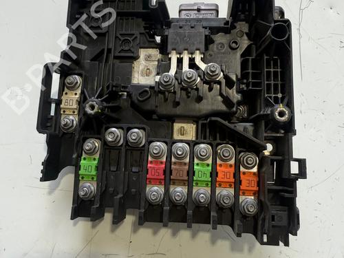 Used Fuse box Fuse box 36885791 36885791