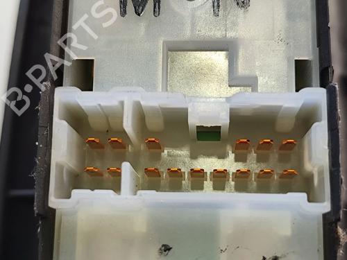 Left front window switch NISSAN ALMERA II (N16) 1.5 | BP37004464I27 - Image 4