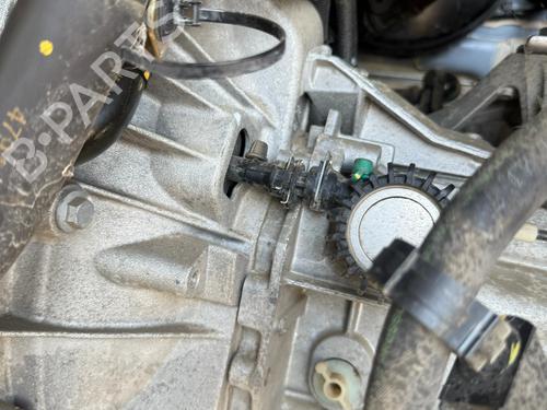 Gearbox DACIA SANDERO II | BP37004534M3 - Image 2