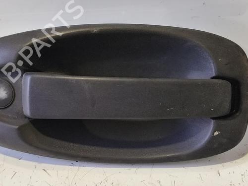 Højre bagtil udvendigt håndtag Højre bagtil udvendigt håndtag FIAT FIORINO Box Body/MPV (225_) 1.3 D Multijet (225BXD1A, 225BXB1A, 225BXB11) (75 hp) 37025890 37025890