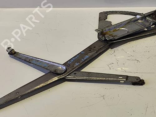 Rudehejsemekanisme ventre foran Rudehejsemekanisme ventre foran OPEL CORSA B Hatchback Van (S93) 1.5 D (F08, W5L) (50 hp) 37031831 37031831