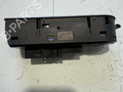 Left front window switch OPEL ASTRA H Estate (A04) | BP37078402I27 - Image 2