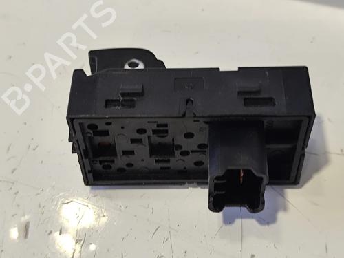 Right rear window switch CHEVROLET TRAX 1.4 | BP37078411I28 - Image 2