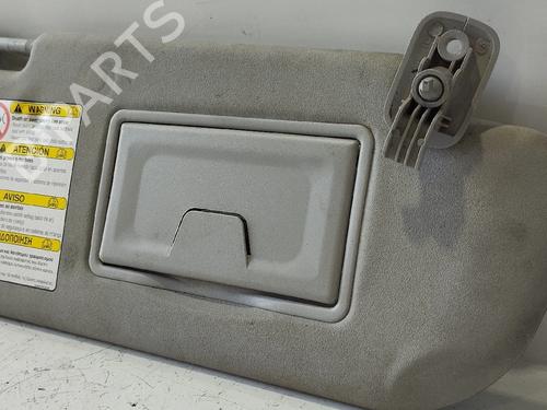 Used Right sun visor Right sun visor 37180618 37180618