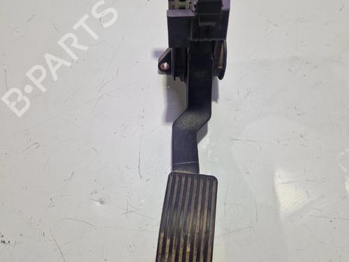 Pedal Pedal MERCEDES-BENZ VITO Van (W638) 110 CDI 2.2 (638.094) (102 hp) 37233166 37233166