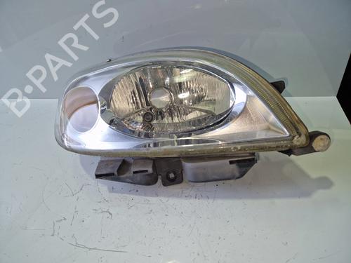 right-headlight-citroen-saxo-s0-s1-1996-1997-1998-1999-2000-2001-2002-2003-2004-37235972 main image