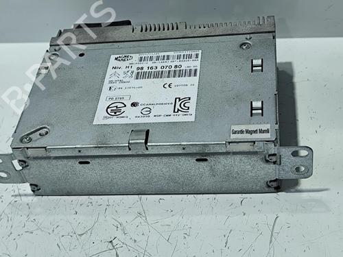 Used Radio Radio 37263060 37263060