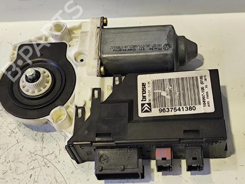 Used Right front window motor Right front window motor 37431168 37431168