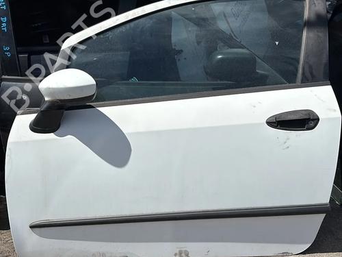 Used Left front door Left front door 37444205 37444205