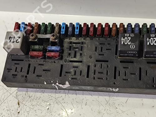 Used Fuse box Fuse box 37495710 37495710