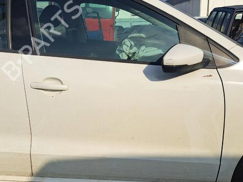 Used Right front door Right front door 37526279 37526279