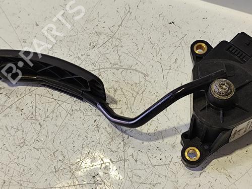 Pedal Pedal RENAULT MEGANE II (BM0/1_, CM0/1_) 1.5 dCi (BM02, BM13, BM2A, CM02, CM13) (101 hp) 37587348 37587348