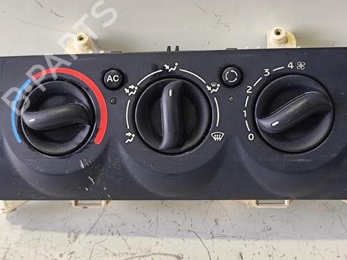 Used Climate control Climate control 37691283 37691283