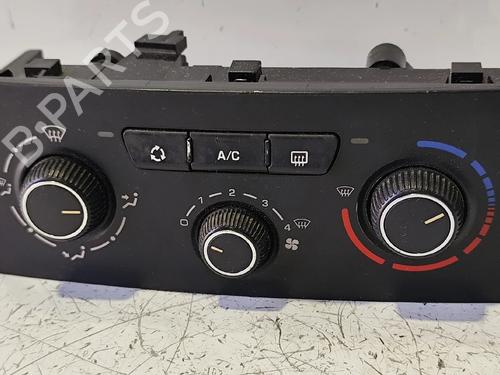 Used Climate control Climate control 37701588 37701588