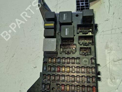 Used Fuse box Fuse box 37722543 37722543