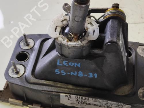 Gear lever SEAT LEON (1P1) 1.6 TDI | BP38002138M90 - Image 2
