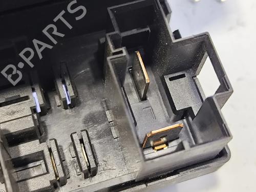 Fuse box VW GOLF V Variant (1K5) 1.9 TDI | BP38002184E1 - Image 5