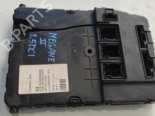 Used Fuse box Fuse box 38014074 38014074