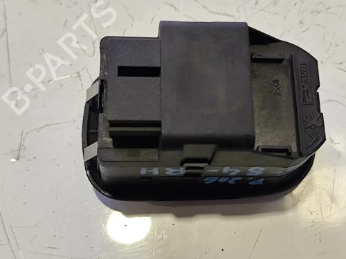 Left front window switch PEUGEOT 206 Hatchback (2A/C) 1.1 i | BP38020282I27 - Image 3