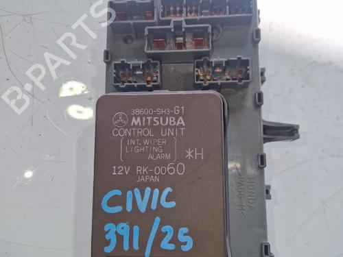 Used Fuse box Fuse box 38171047 38171047