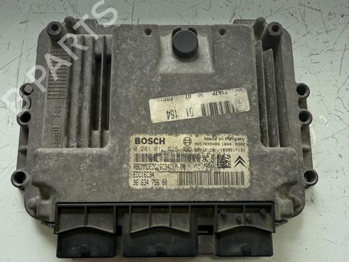 Used Engine control unit (ECU) Engine control unit (ECU) 38171048 38171048